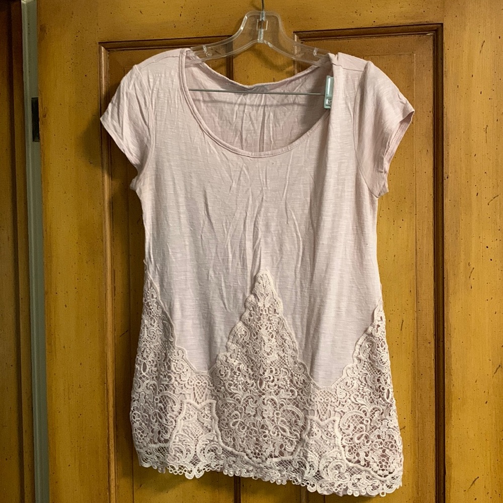 Soft pink lace tshirt